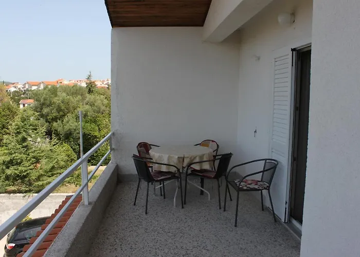 Daire With Parking Space Krk - 15331 Krk Town